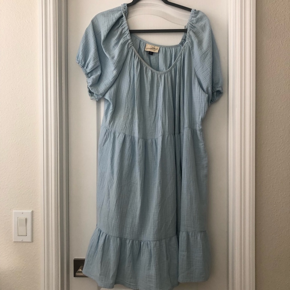 Flowy blue dress !